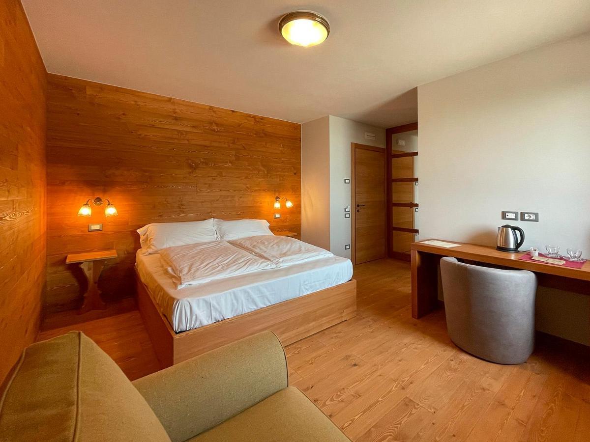 Relais Sauc & Spa - Agriturismo Piancavallo Habitación foto
