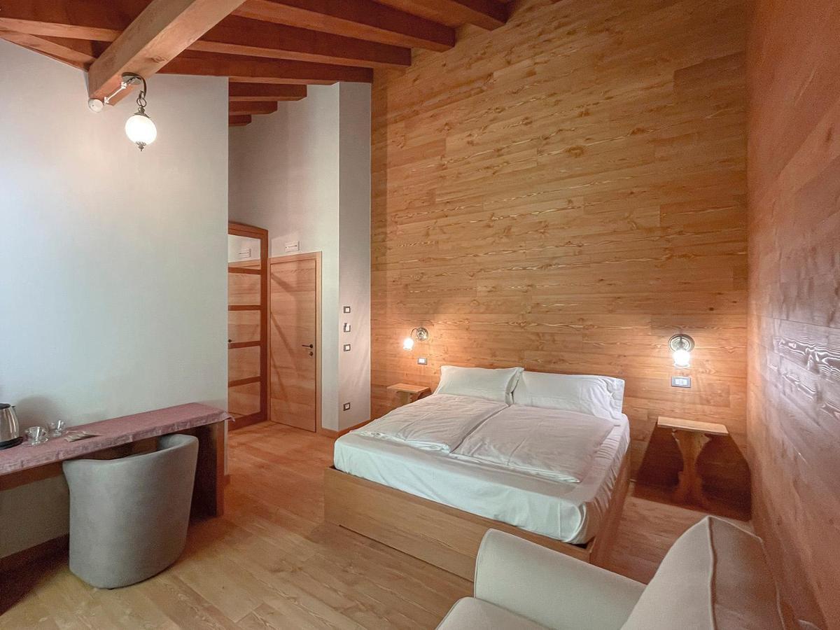 Relais Sauc & Spa - Agriturismo Piancavallo Habitación foto
