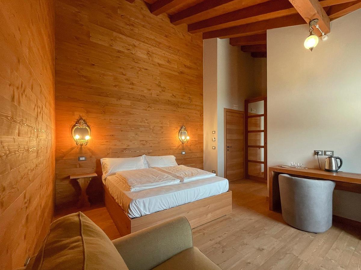 Relais Sauc & Spa - Agriturismo Piancavallo Habitación foto